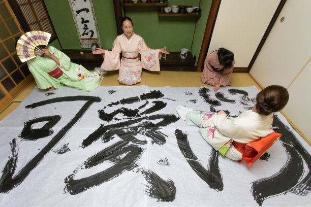 客厅水墨山水