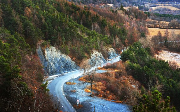 盲人道岩石背景