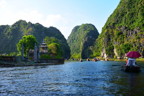 海上桂林下龙湾