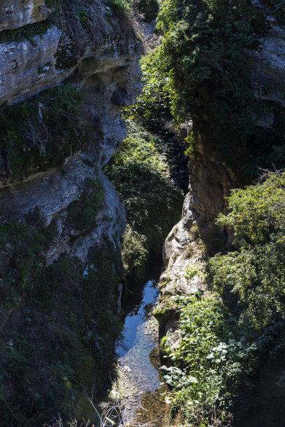 河道山体鸟瞰