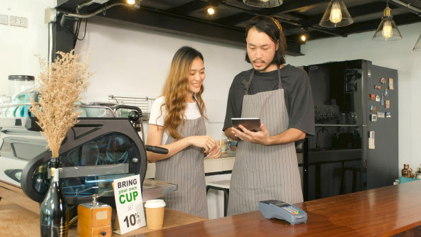 电脑专卖店效果图