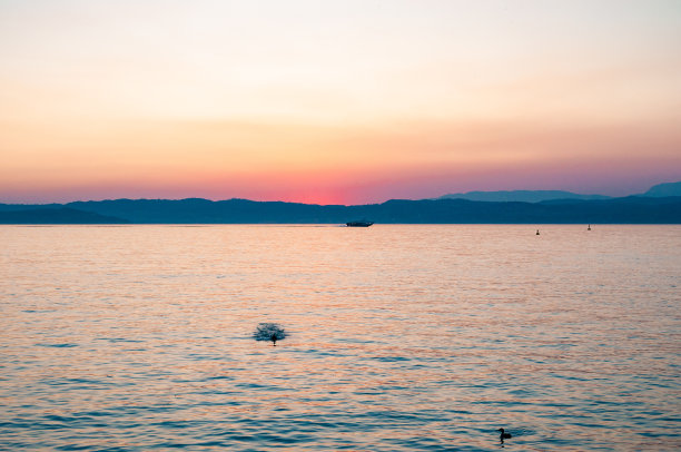 海滨生活黄昏海边夜景