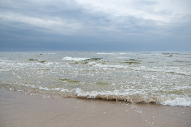平静的波罗的海海面