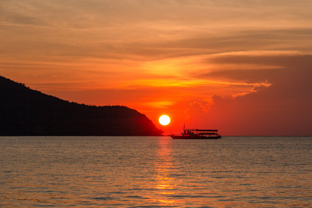 海滨生活黄昏海边夜景