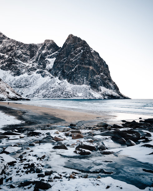 山顶观海