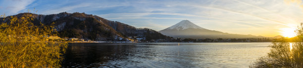 富士山下全景