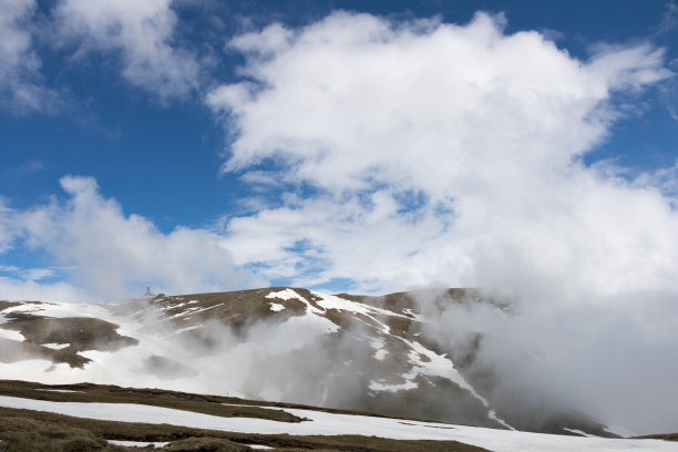 白雪峰