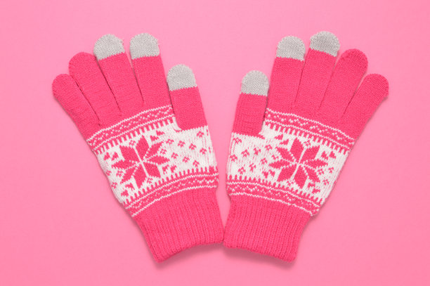 粉色保暖手套