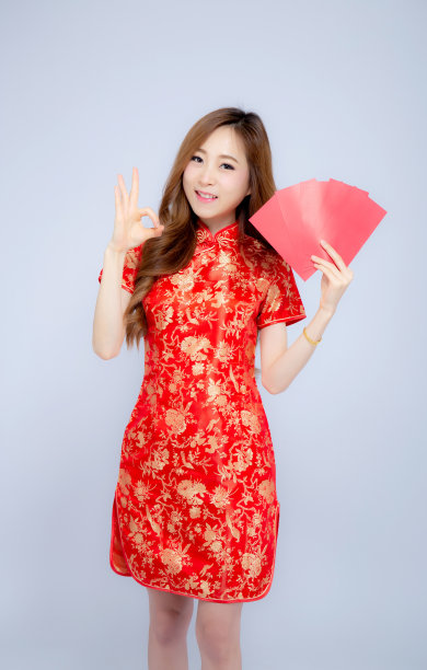 中式红色旗袍