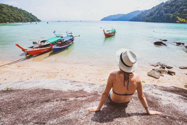 夏日美女背景