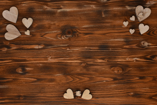 情人节图案在木板上