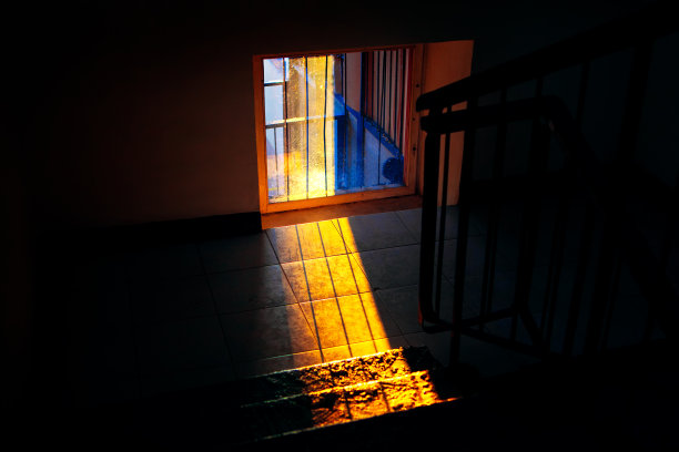 窗户楼梯光影