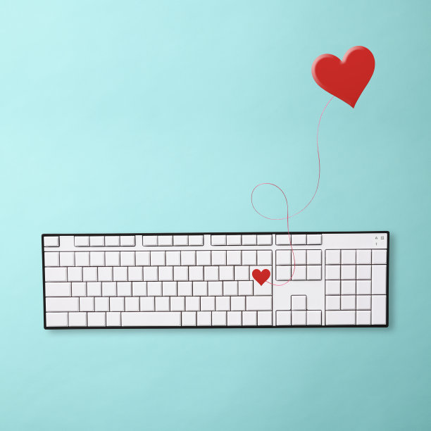 红色键盘上爱心
