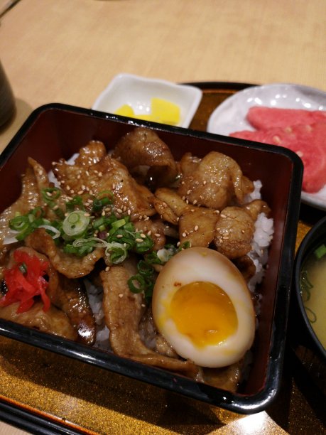 日式牛肉饭