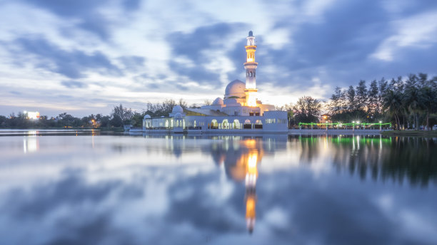 黄昏的清真寺