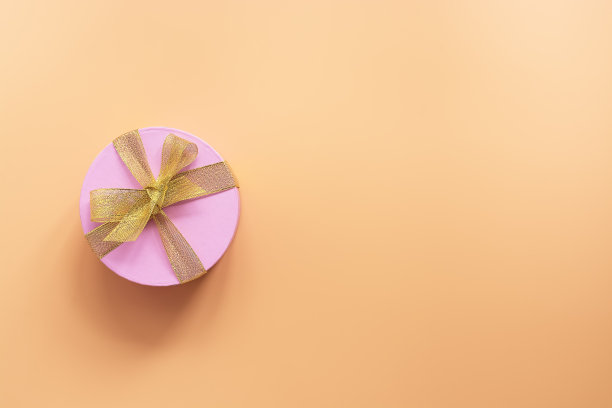 水蜜桃礼盒包装设计