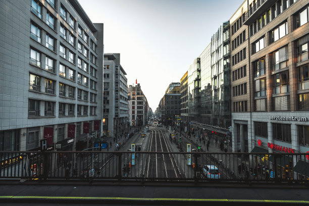 城市核心地段地标建筑