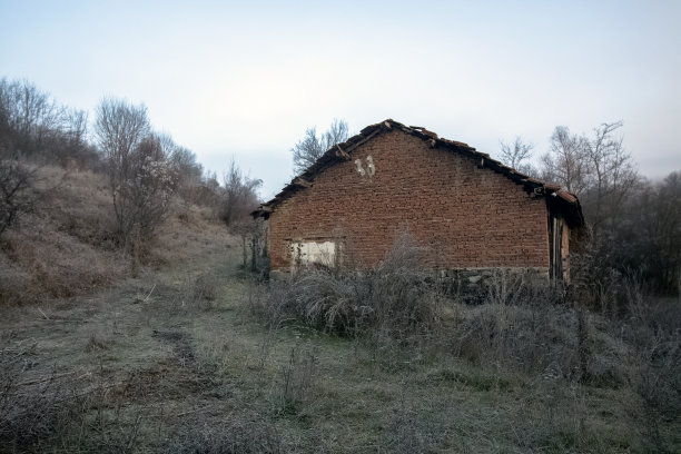 废弃的农舍