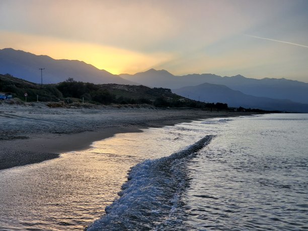 惊涛骇浪在克里特岛