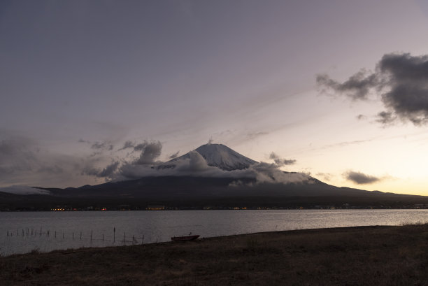 春日富士山