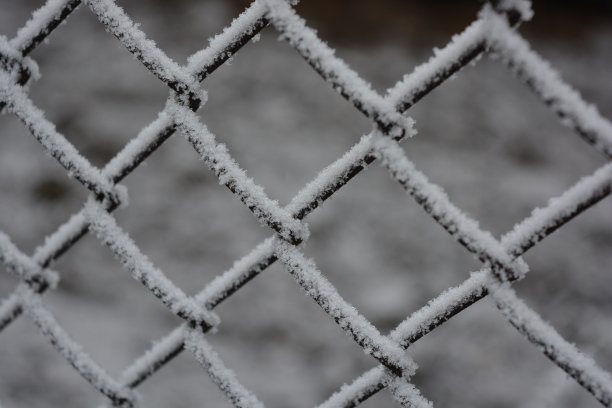 钢材上的积雪背景
