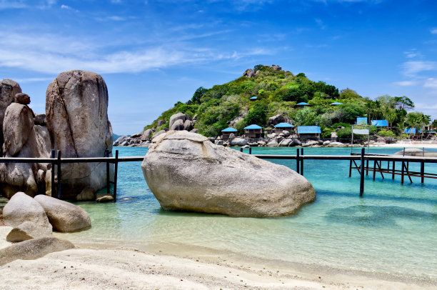 海岛海滩礁石风景摄影