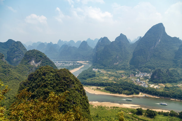 丽江市地标建筑天际线