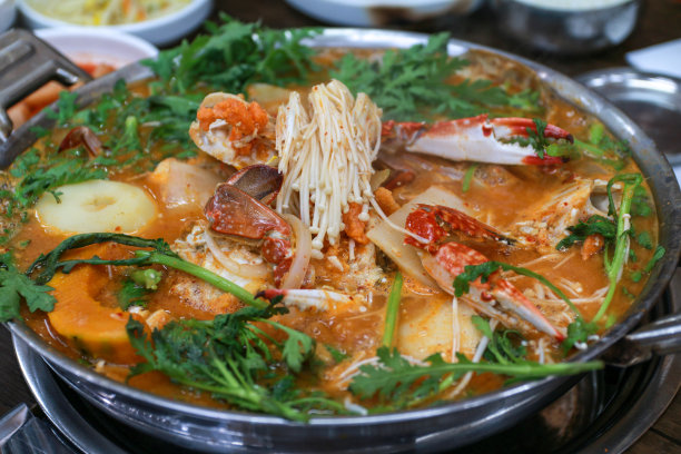 红菇炖鱼汤