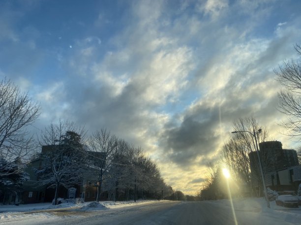 雪天路滑