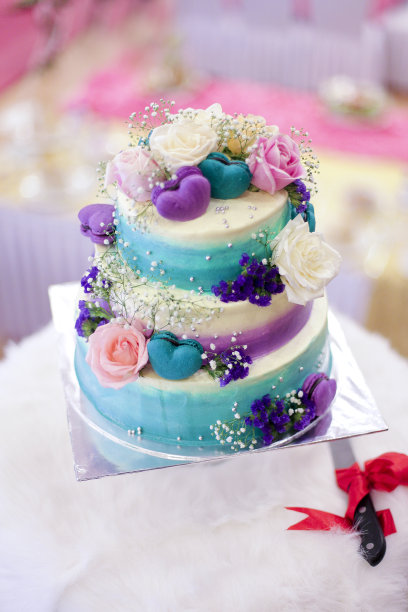 蛋糕与花束
