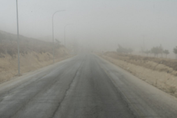 冬天 雾 公路 背景