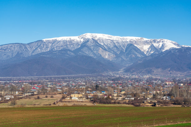 打古雪山山峰