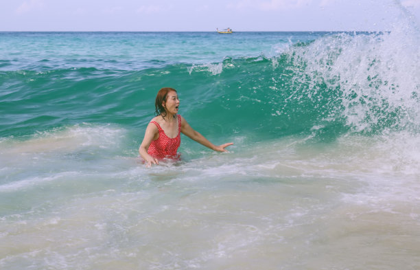 海滩上的美女肖像