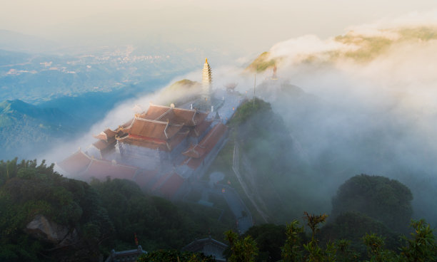 山上的水库