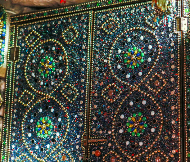 彩色几何地毯设计