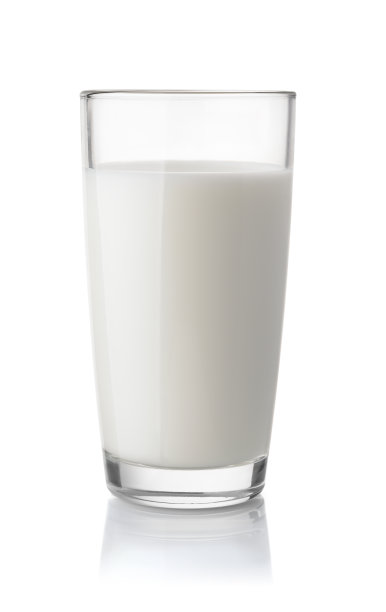 一杯鲜牛奶