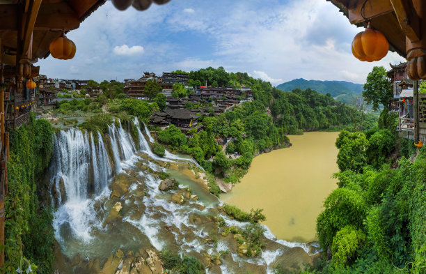 凤凰古城旅游