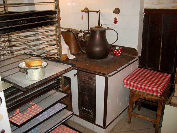 复古风格的厨房用具