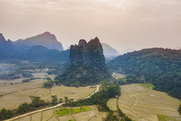 登山石阶