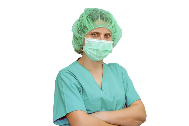 医院女外科医生戴口罩