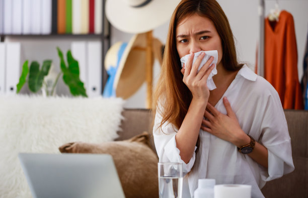 烦恼的职场女性