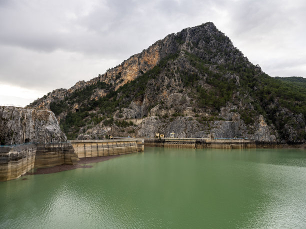 水利建设