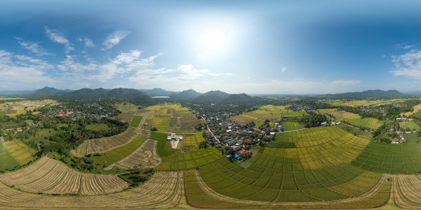 云和梯田全景图