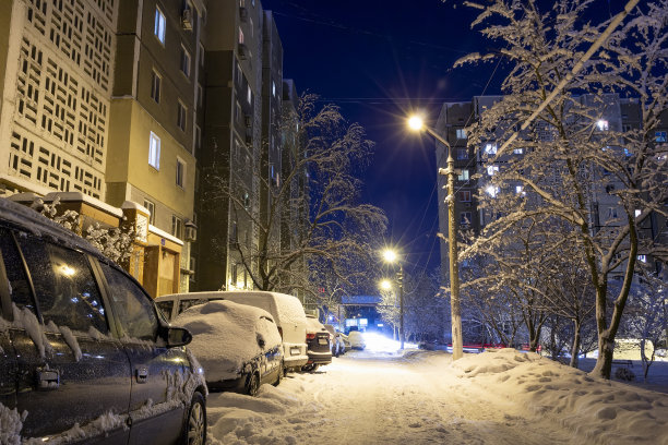 夜晚公园道路