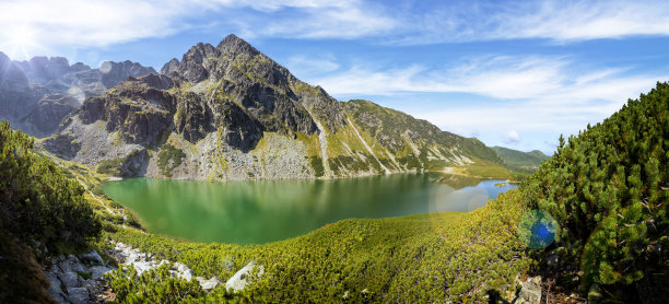 登山壁纸