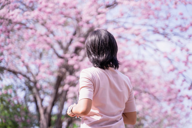 美女旅游拍照