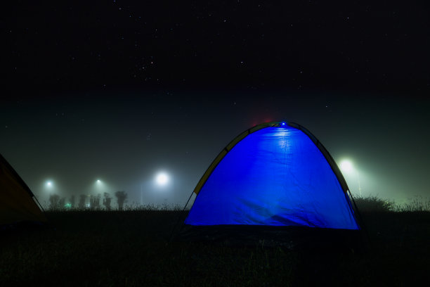 夜晚帐篷繁星