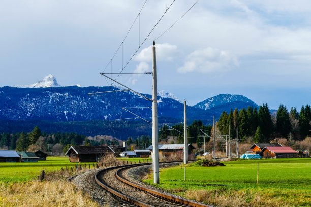 打古雪山山峰