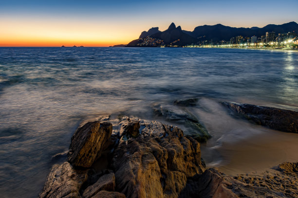 群山大海天空夜景风景