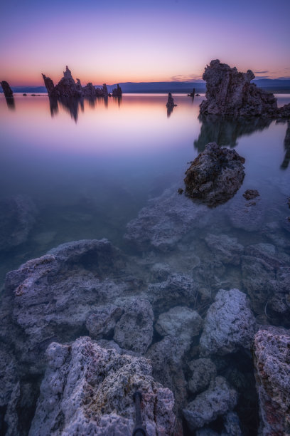 夕阳下的大山美景